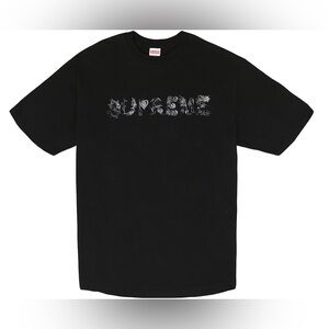 Supreme T-shirt
